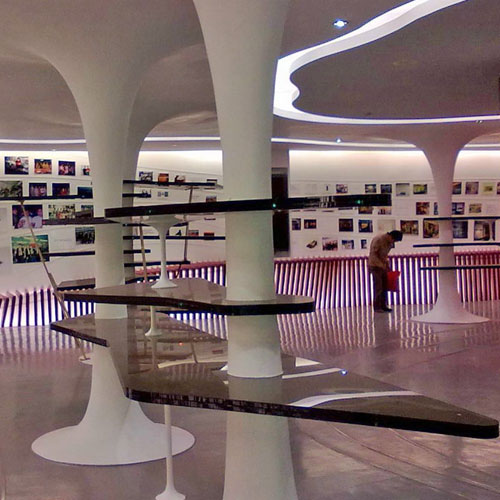 商场玻璃钢精品展柜